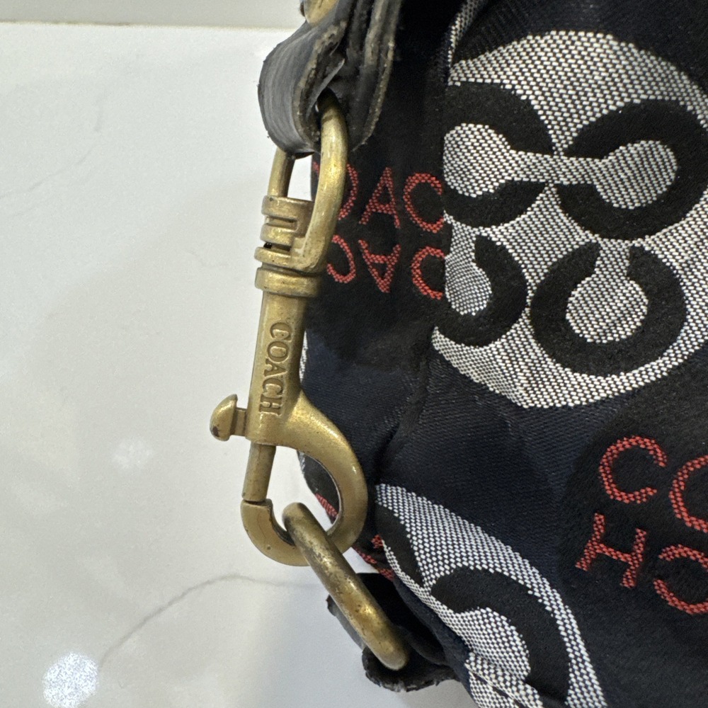Coach Purse Est. 1941 Broken Zipper - Picture 9 of 11
